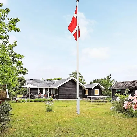 4 Star Holiday Home In Karrebaeksminde Сasa de vacaciones *