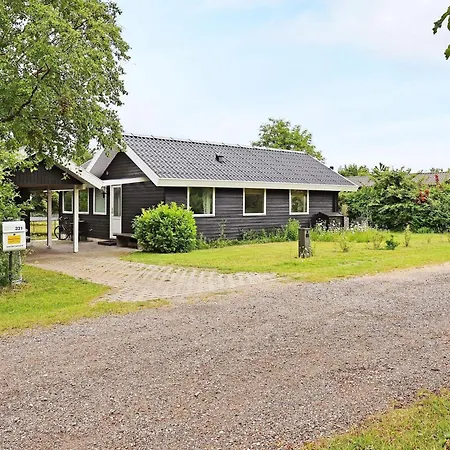 4 Star Holiday Home In Karrebaeksminde Сasa de vacaciones