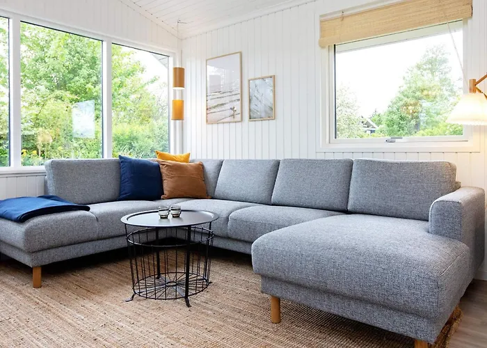 6 Person In Karrebaeksminde-by Traum